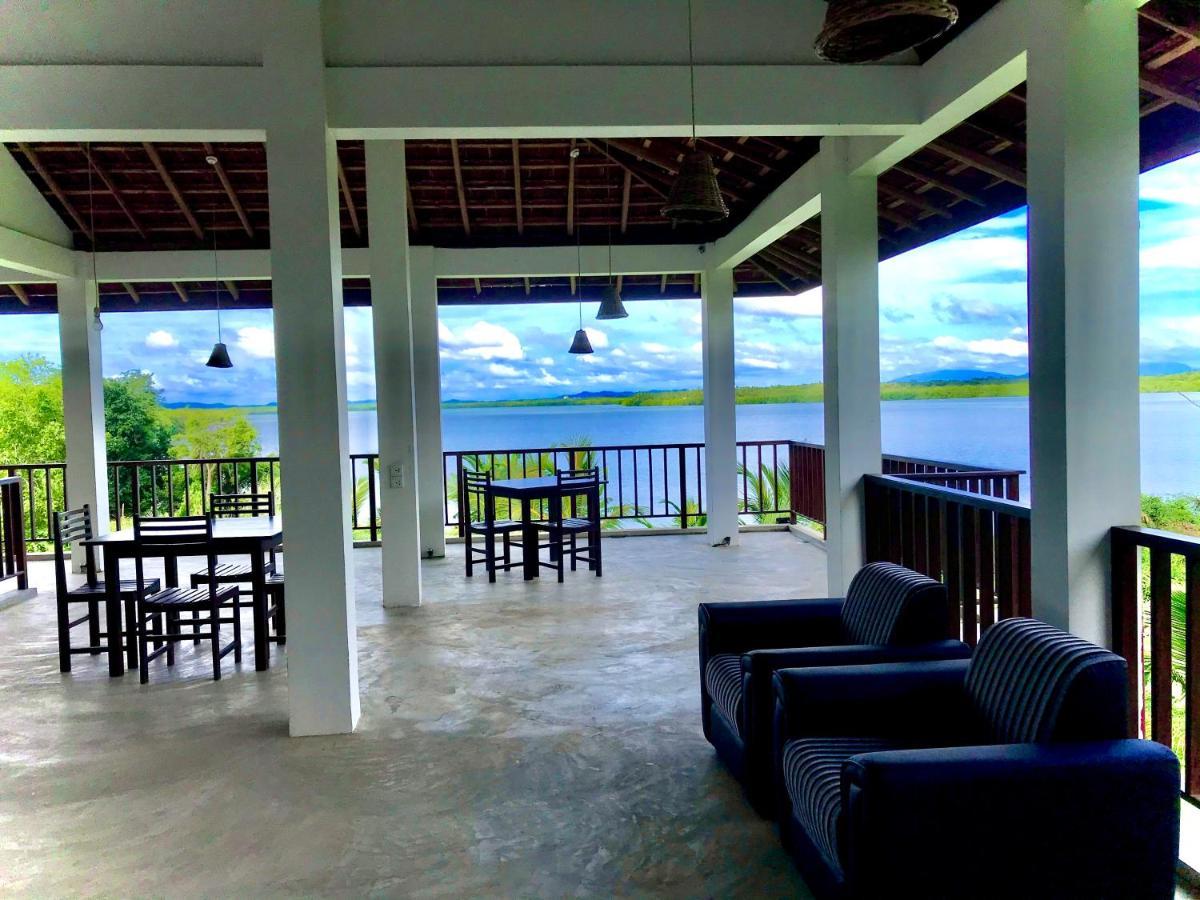 Ashansa Lagoon Resort แทนกาลเล ภายนอก รูปภาพ
