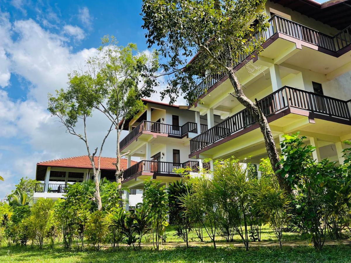 Ashansa Lagoon Resort แทนกาลเล ภายนอก รูปภาพ