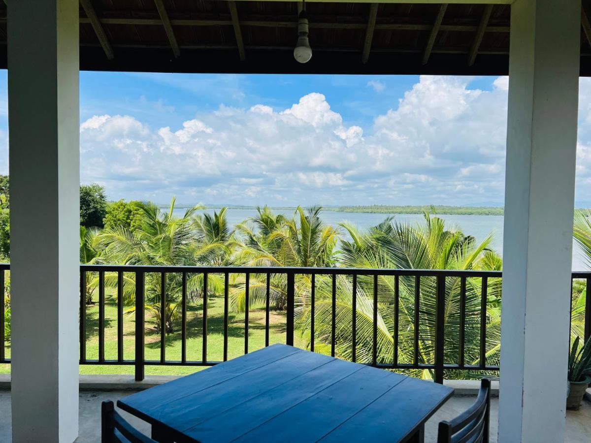 Ashansa Lagoon Resort แทนกาลเล ภายนอก รูปภาพ