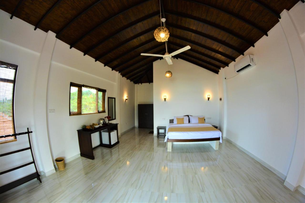 Ashansa Lagoon Resort แทนกาลเล ภายนอก รูปภาพ