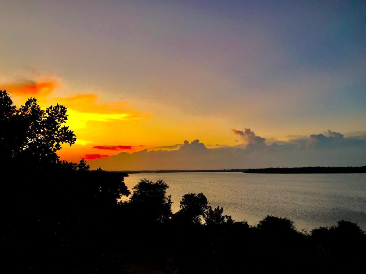Ashansa Lagoon Resort แทนกาลเล ภายนอก รูปภาพ